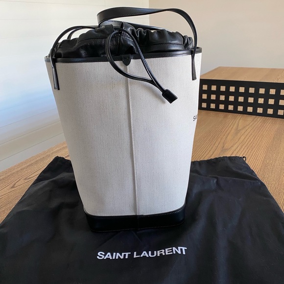 Saint Laurent Teddy White Coated Linen Drawstring Bucket Bag 551595 - Picture 5 of 6